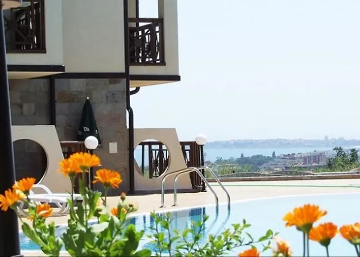 Dream Villa In Imperial Heights Villas