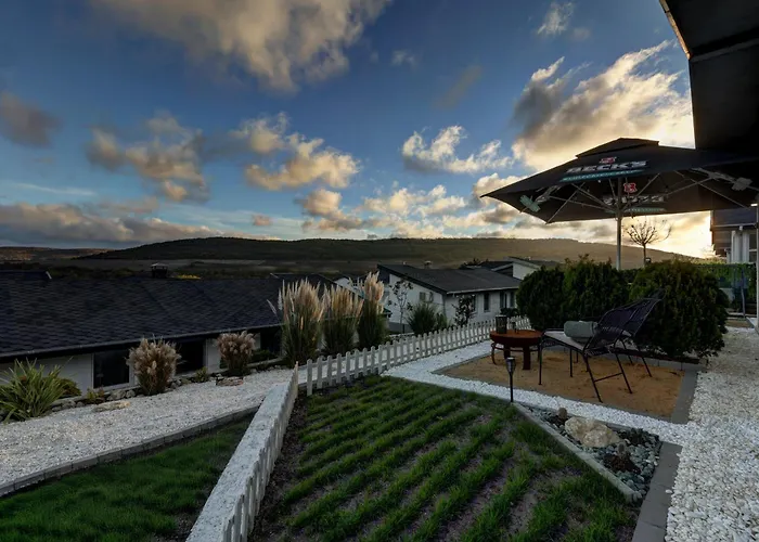 Villas 21,22 Albena Sea View